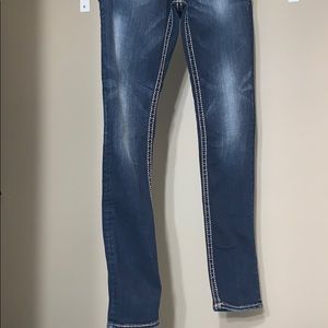 Silver Jeans- Size(waist 26- Length-31)